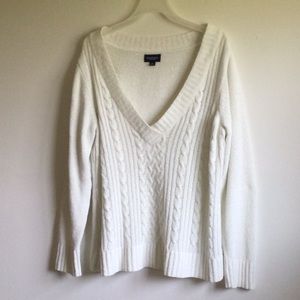 Sonoma Oversized Soft V-Neck Sweater, off-white, labeled size XL
